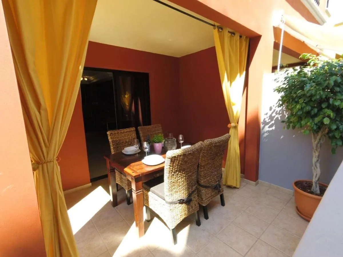 Modern Apartment In Adeje, 65 Sqm, Year-Round Pool Costa Adeje  Španělsko